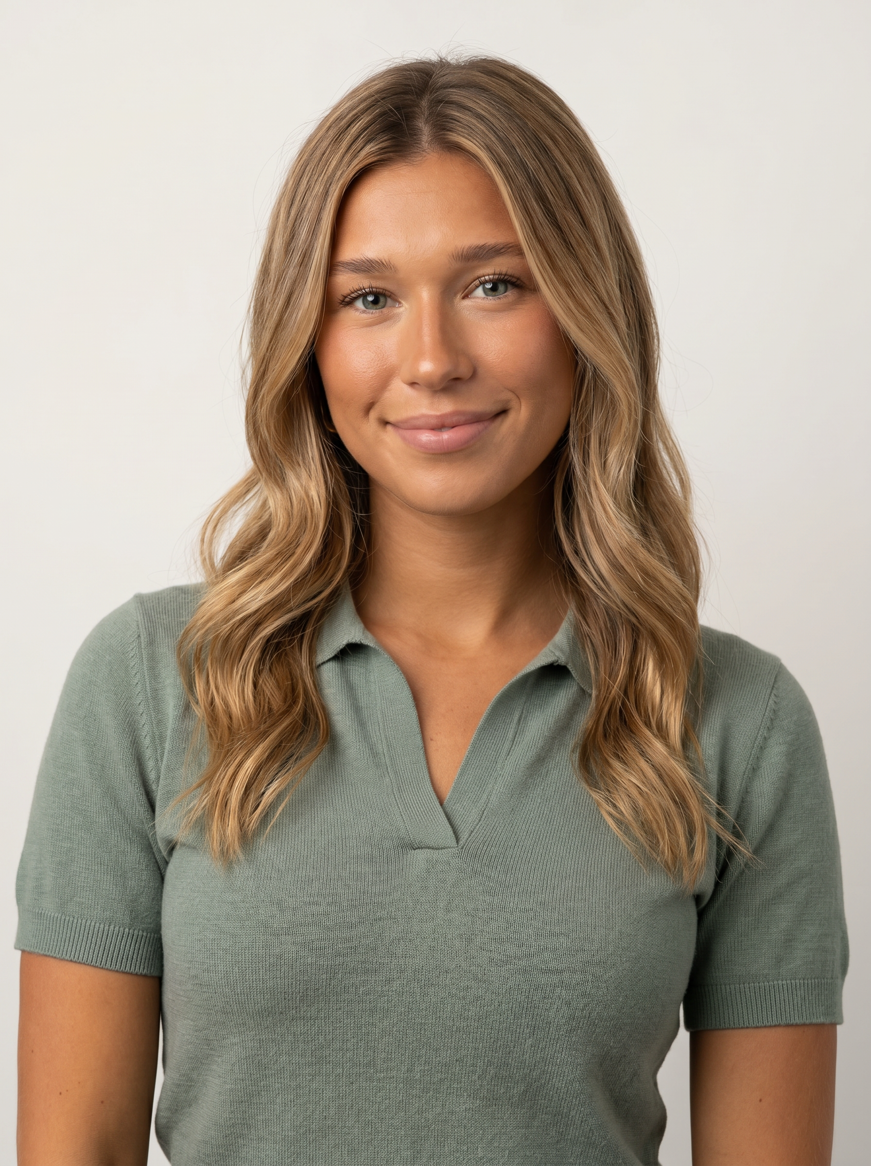 headshot-caroline-v2_1777499792263-BNnDySIN